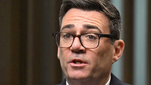 Andy Burnham Pays Tribute to Keir Starmer
